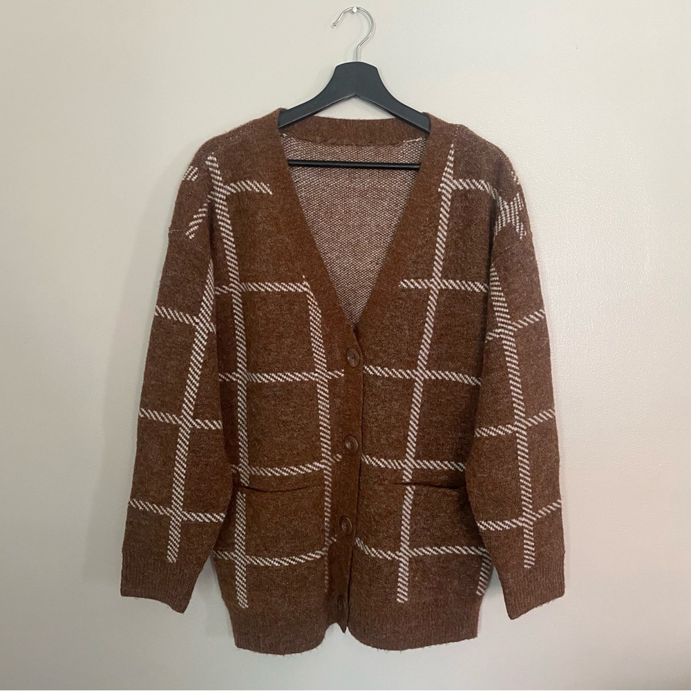 Women’s Brown and White Cardigan